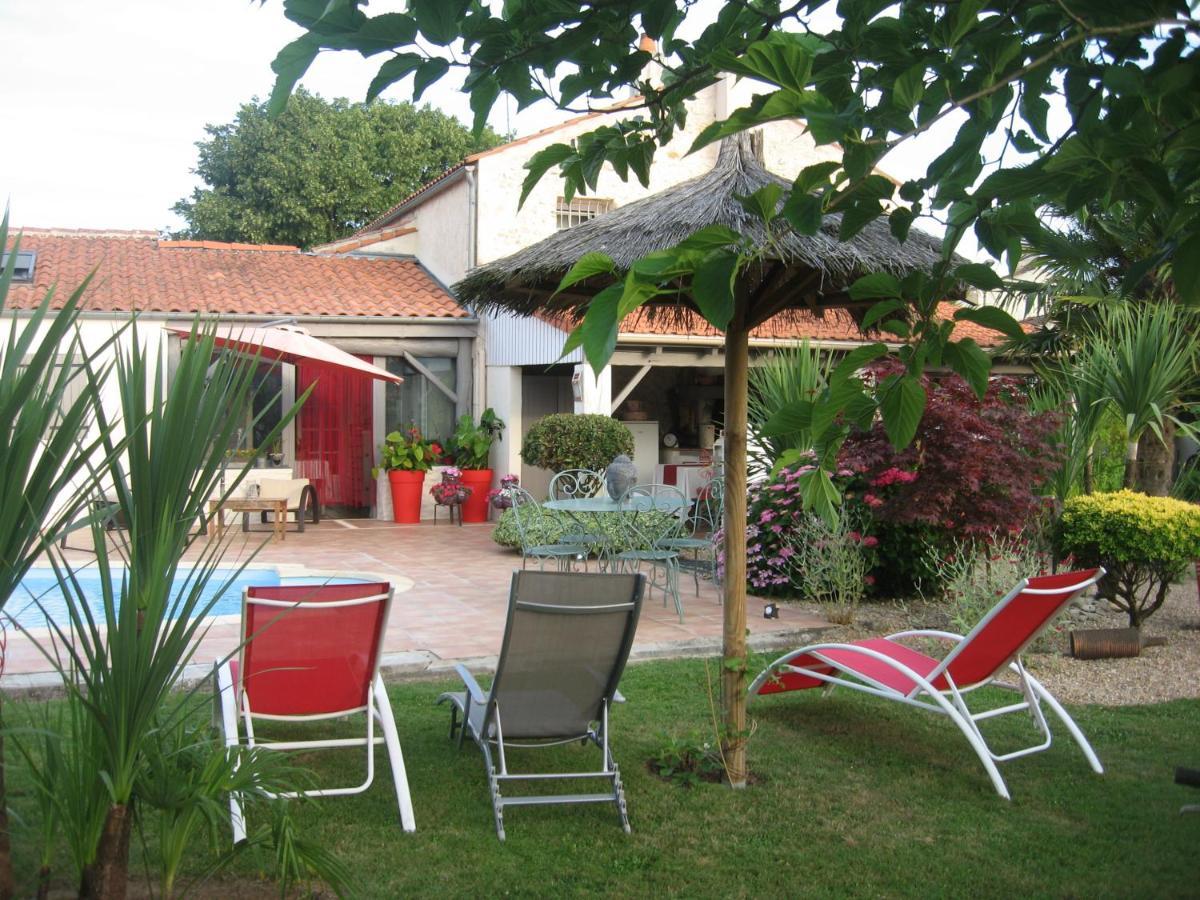 La Roseraie Trizay Exterior foto
